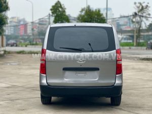 Xe Hyundai Grand Starex Van 2.5 MT 2016