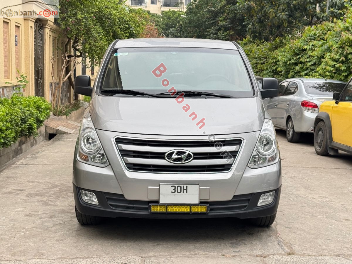 Hyundai Grand Starex 2.5 MT 2017