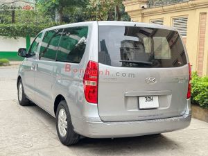 Xe Hyundai Grand Starex 2.5 MT 2017