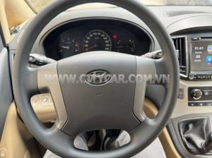 Xe Hyundai Grand Starex 2.5 MT 2017