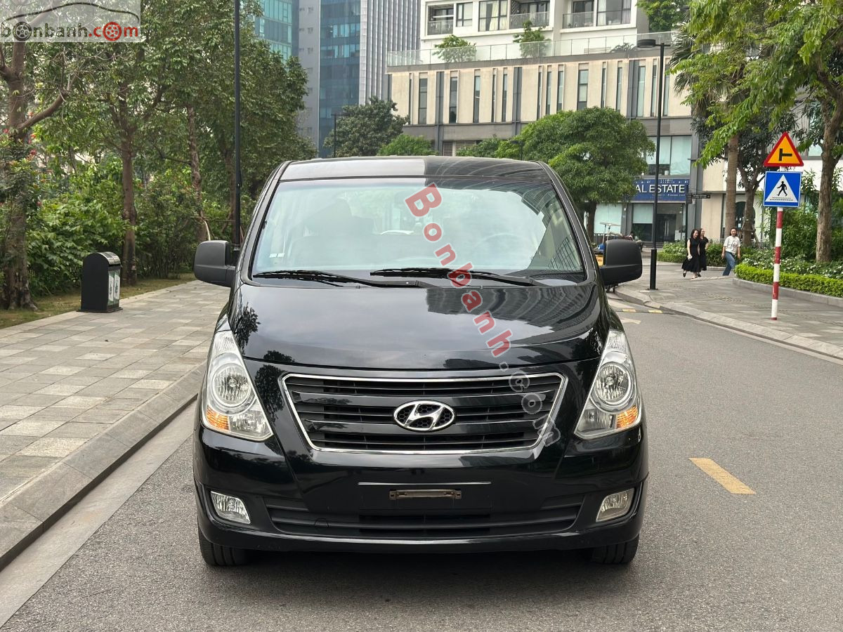 Hyundai Grand Starex 2.5 MT 2016