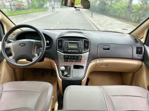Xe Hyundai Grand Starex 2.5 MT 2016