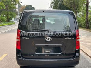 Xe Hyundai Grand Starex 2.5 MT 2016