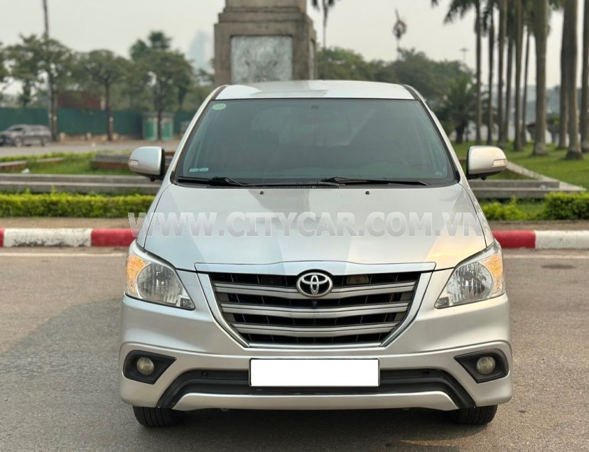 Toyota Innova 2.0G 2015