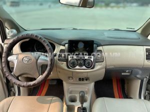 Xe Toyota Innova 2.0G 2015