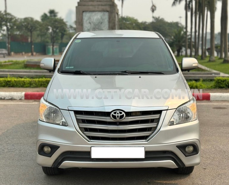 Toyota Innova 2.0G 2015