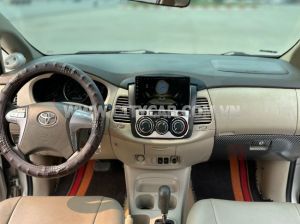 Xe Toyota Innova 2.0G 2015