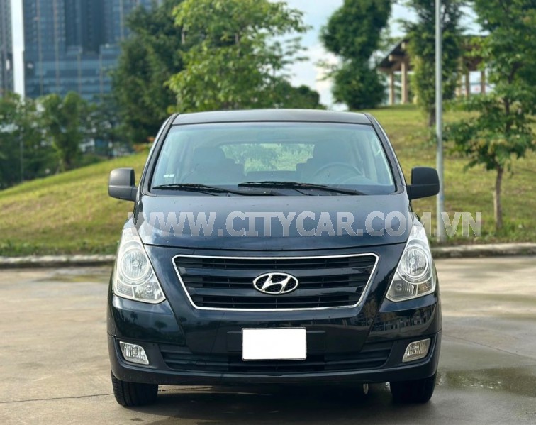 Hyundai Grand Starex 2.5 MT 2016