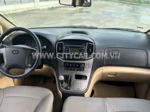 Xe Hyundai Grand Starex 2.5 MT 2016