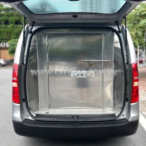 Xe Hyundai Grand Starex Van 2.4 MT 2016