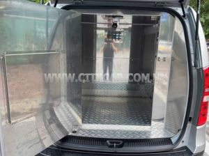 Xe Hyundai Grand Starex Van 2.4 MT 2016